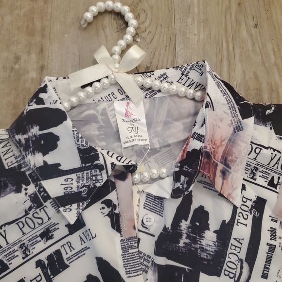 Karachic Newspaper Print Dress NWT - Picture 3 of 4